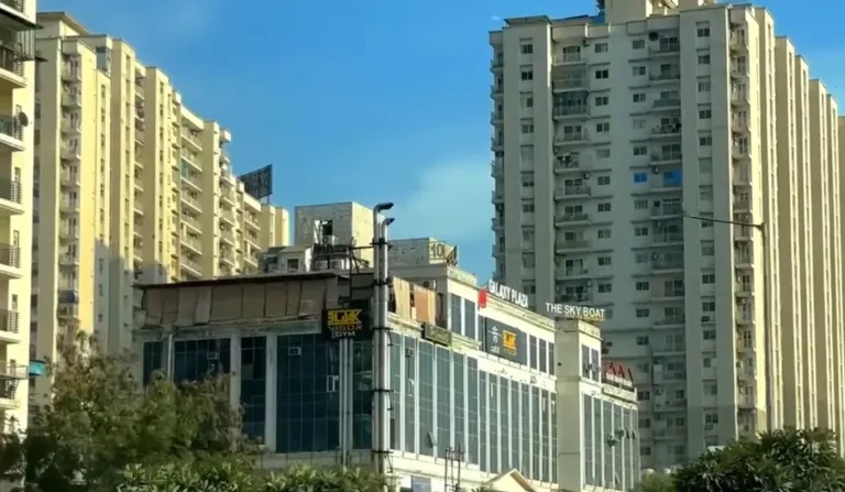 Gaur City 16th Avenue Resale Apartments Noida Extension