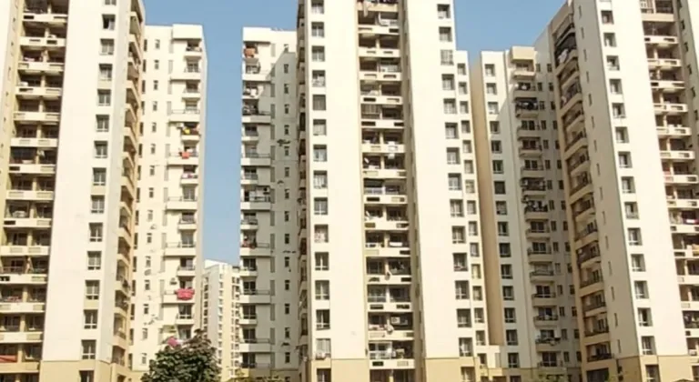 Jaypee Kosmos Residential Property in Noida