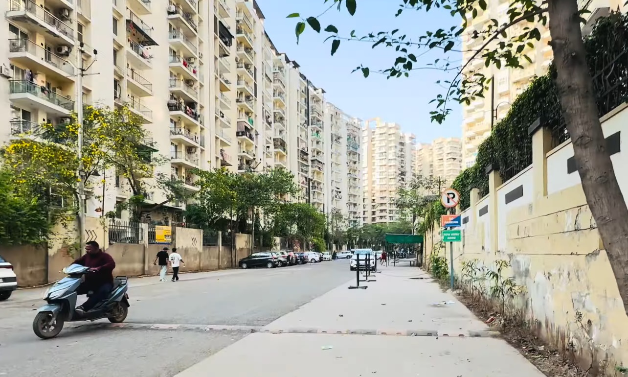 Gaur City 12th Avenue Ready to Move Apartments Greater Noida West